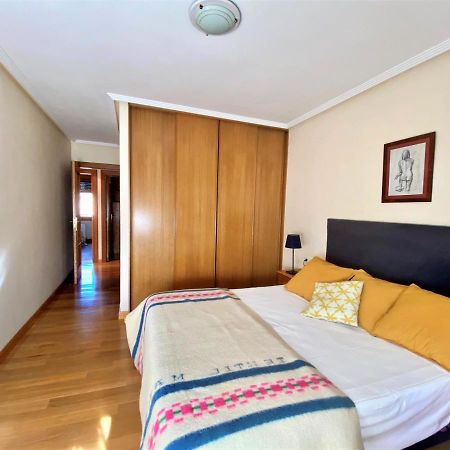 Housingleon - San Marcos Con Garaje Apartment Exterior photo
