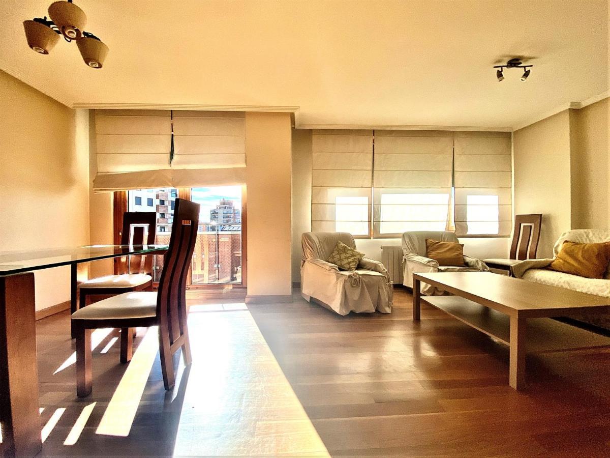 Housingleon - San Marcos Con Garaje Apartment Exterior photo